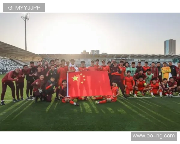 老大哥蒋光太晒点球制胜瞬间为U23男足加油打气展现团结精神