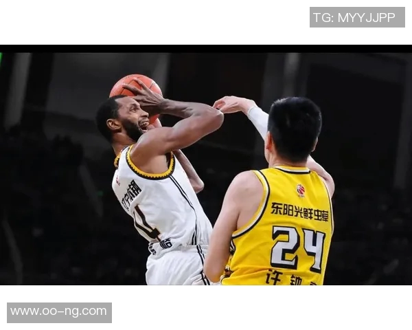 纳斯赞埃奇库姆如老将般沉稳能全能发挥持续影响比赛表现 纳斯赞埃奇库姆如老将般沉稳能全能发挥持续影响比赛表现